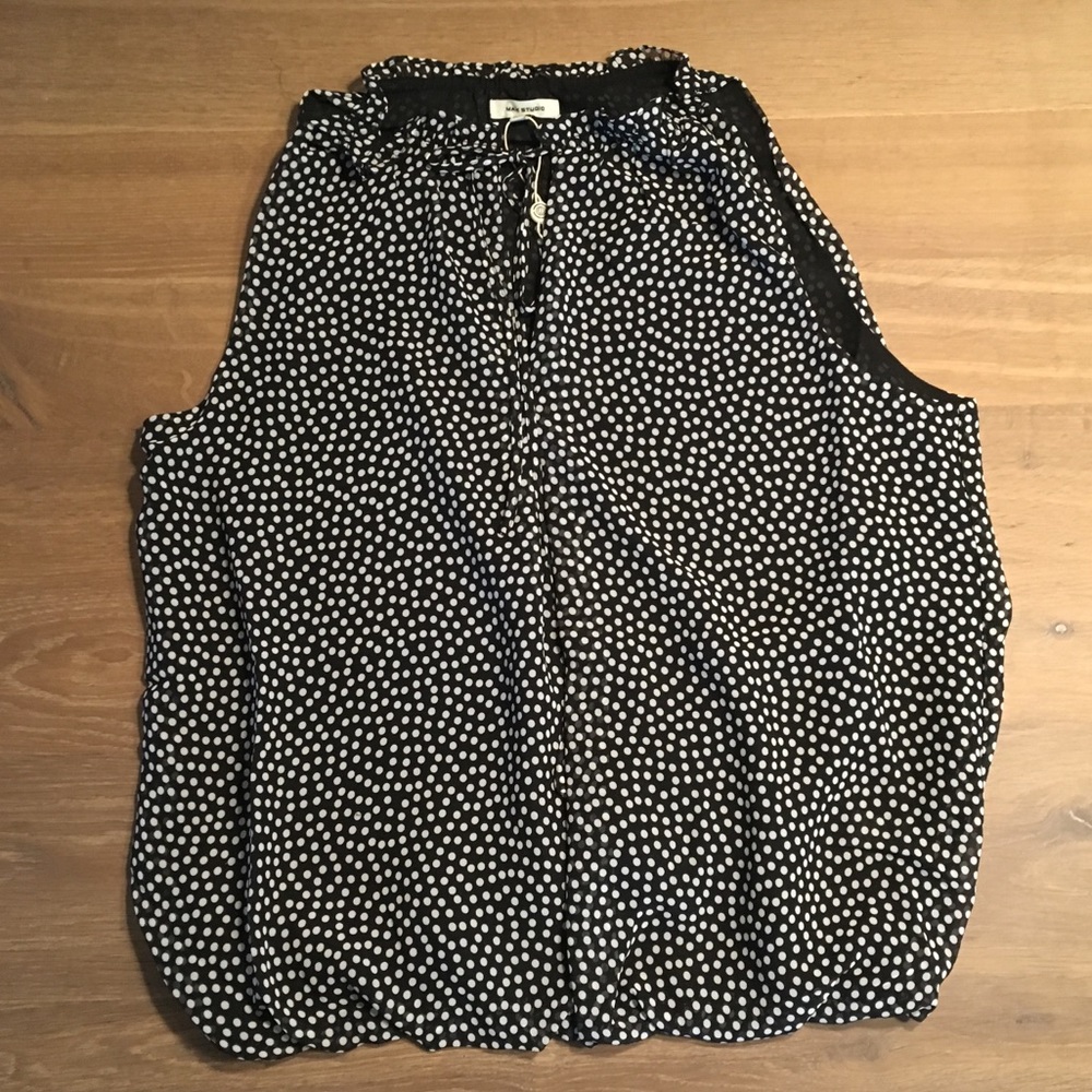 *Clearance* New w/tags Max Studio sleeveless blouse - Picture 5 of 8